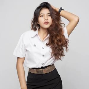 Meet your Posher, Jutharat